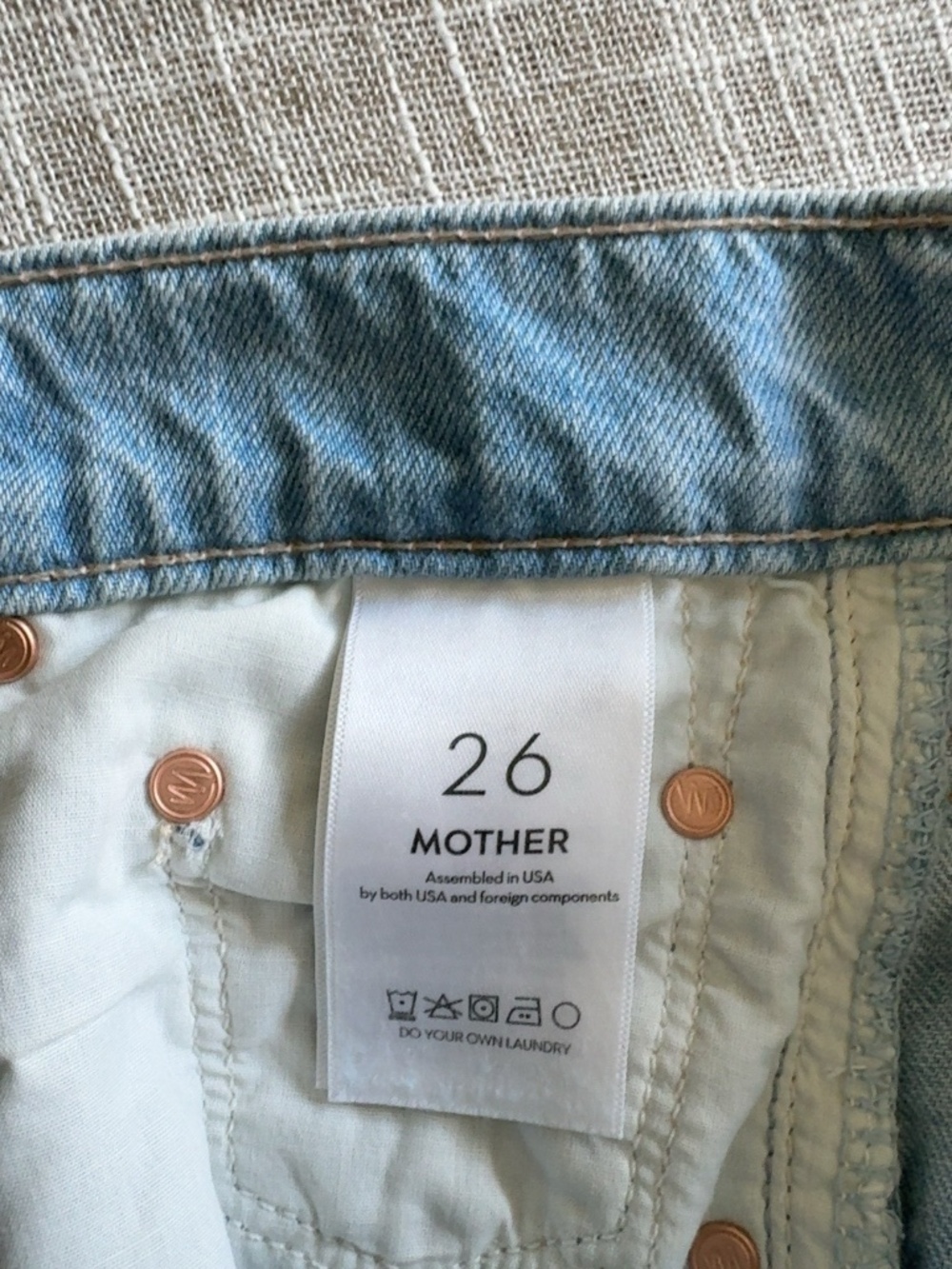 MOTHER Mid Rise Rambler Zip Flood Ripped Off Jeans Size 26 - Picture 8 of 8